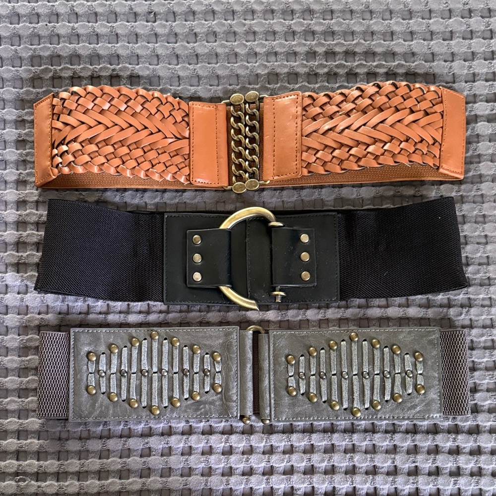 Source Unknown Womens Three-Belt Set - Tan, Black, Gray with Gold Hardware
